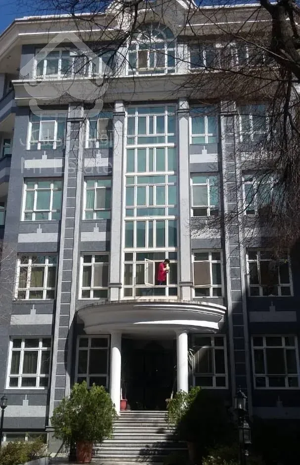 ۵ طبقه تک واحدی نوساز،تهاتر با کلنگی