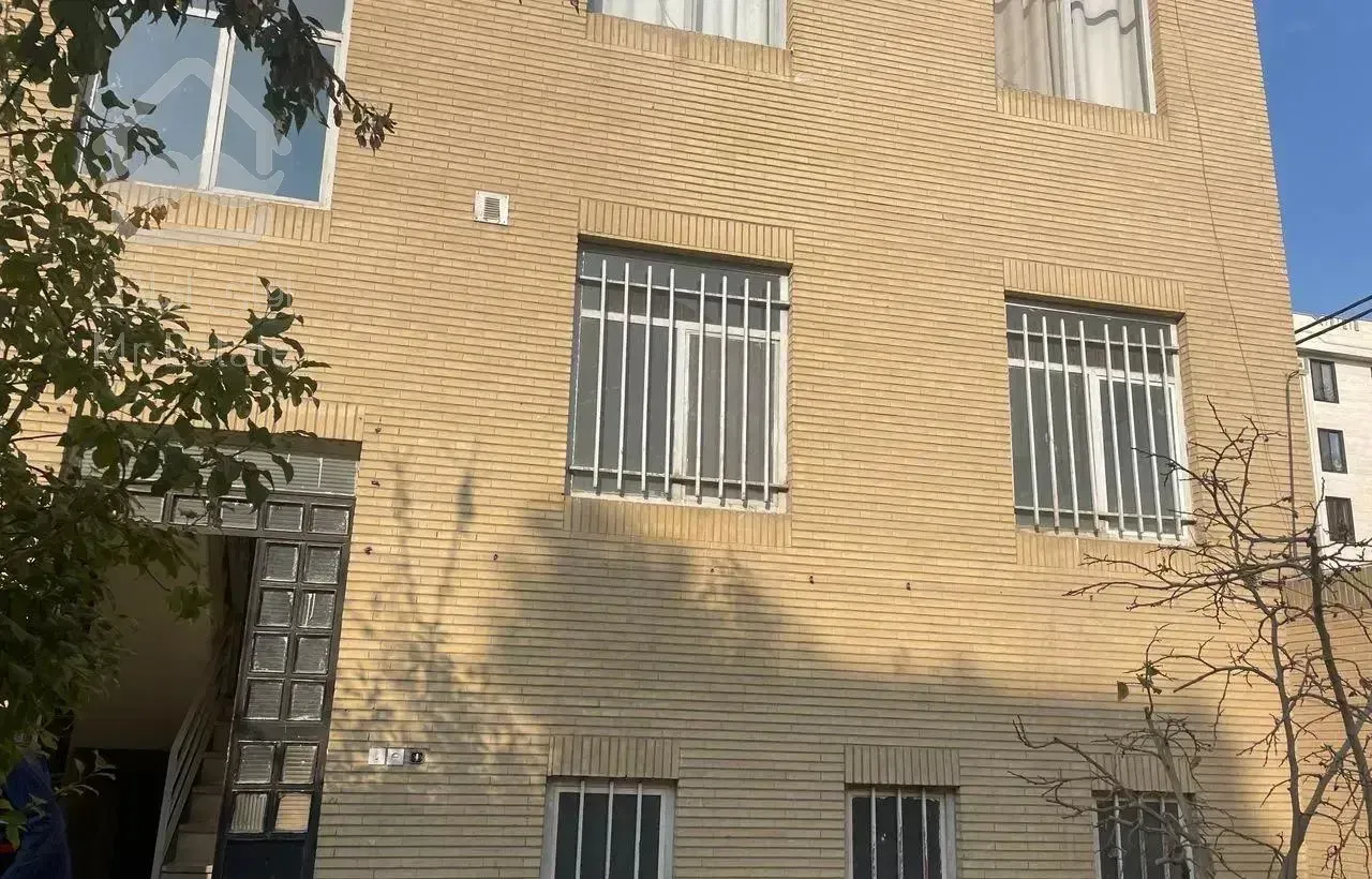 رهن کامل ۶۵ متری دو خواب نورگیر تهرانسر