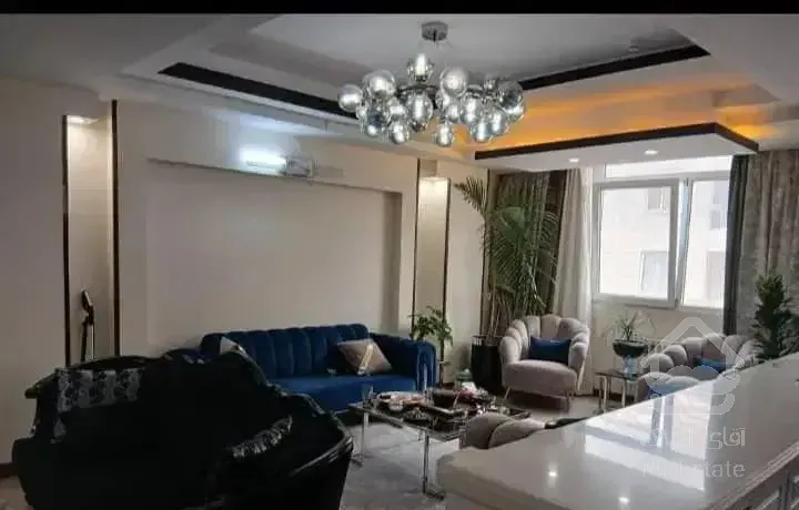 ۷۵متر ۲خواب*سالن پرده خور*تخلیه*چهار باغ غربی