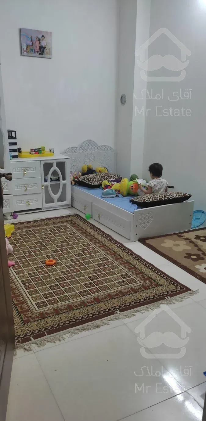 آپارتمان ۱۳۰متردوخوابه شیک