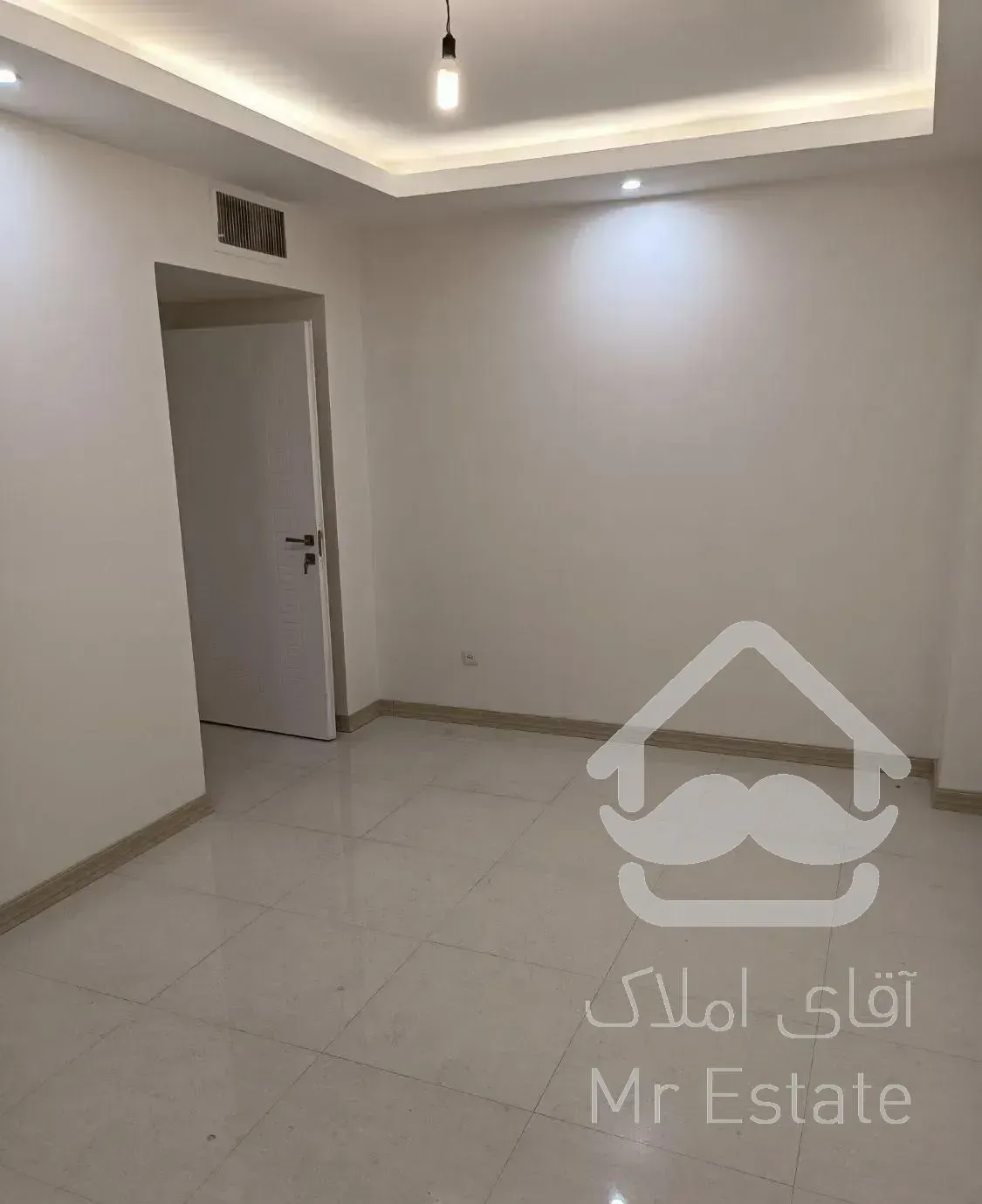 ۱۶۹ شاهین جنوبی تک واحدی