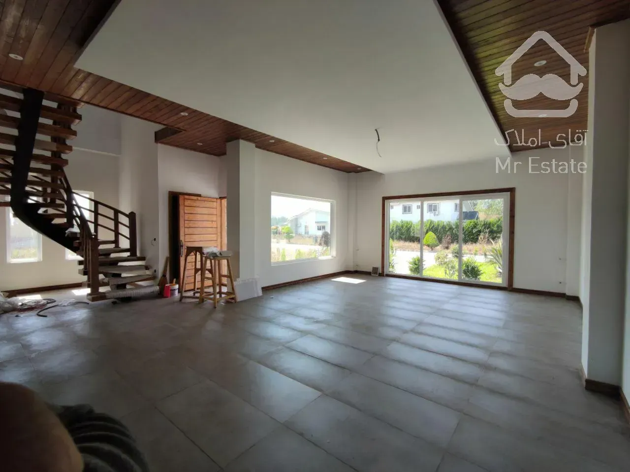 ٣٤٢ متر زمين٢٢٠ متر ويلا شهركي