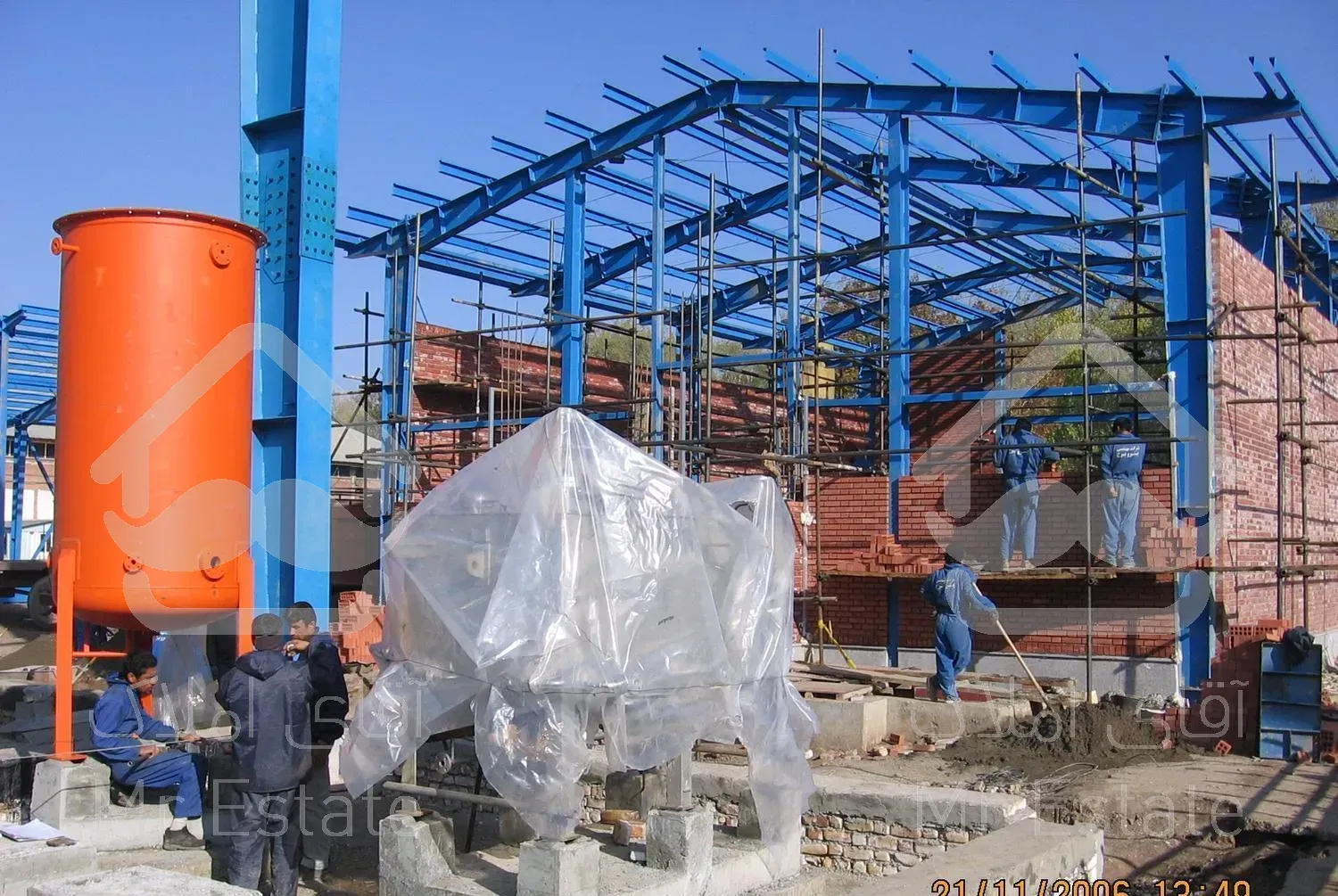 ساخت انواع سوله ، اسکلت و سازه فلزی