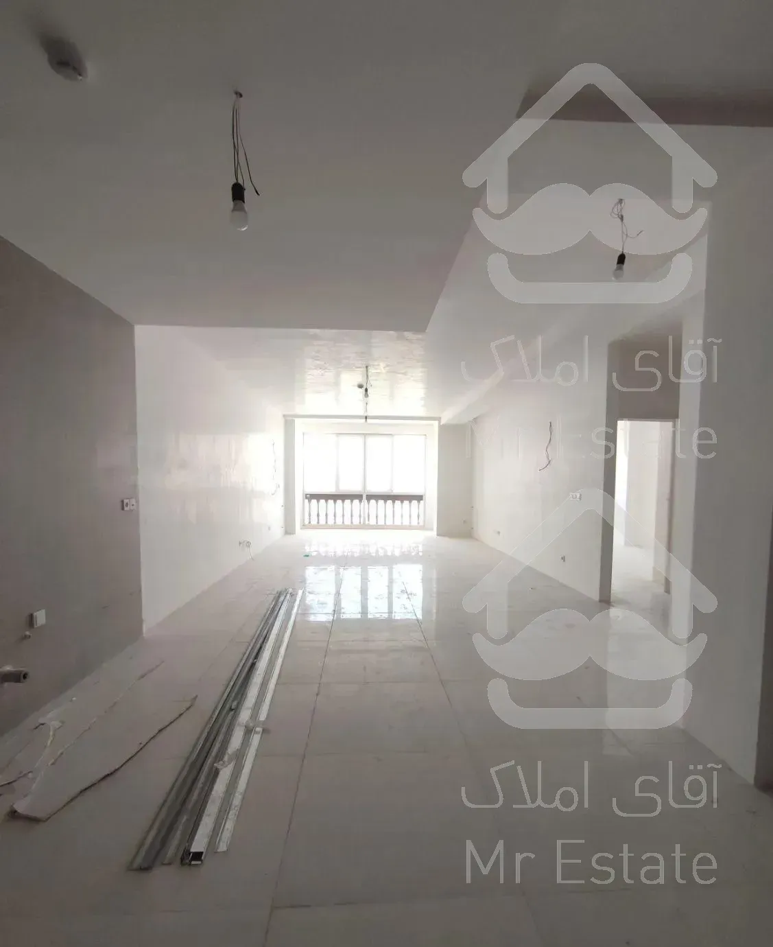 آپارتمان . ۱۸۵ متر . ۳ خواب