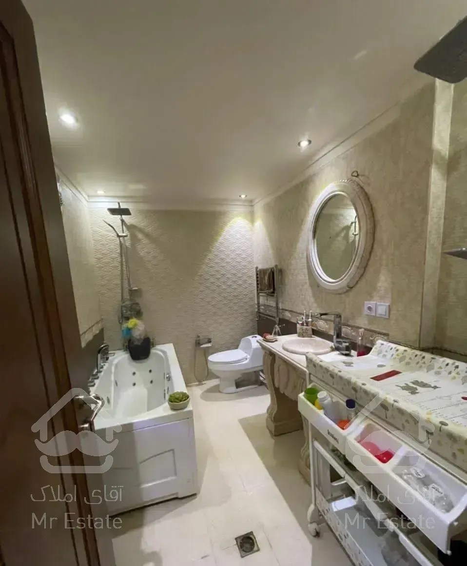 هروی ۱۶۵متر/تک واحدی /۳پارکینگ