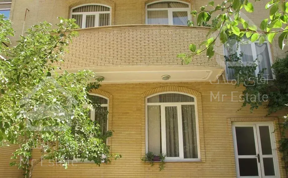 حیاط ویلایی دربست در الهیه