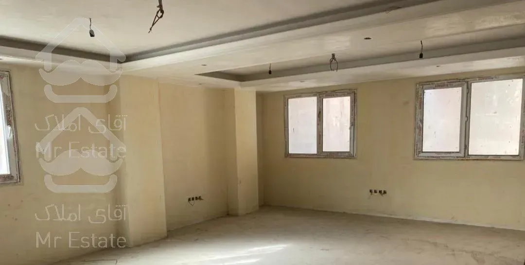 آپارتمان ۸۳ متری دو خوابه.