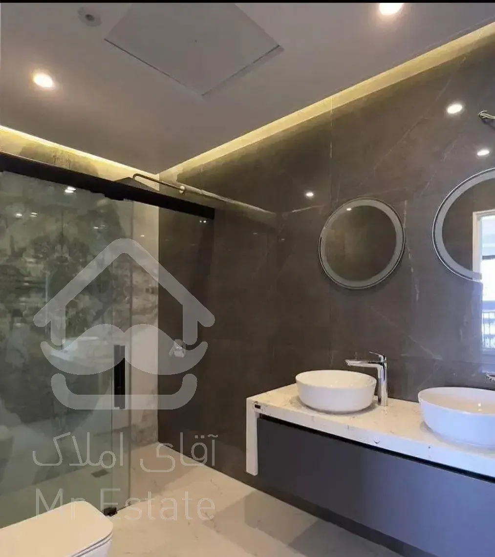 130مترنوساز/خطی روبه آفتاب/کلیدنخورده/اکازیون