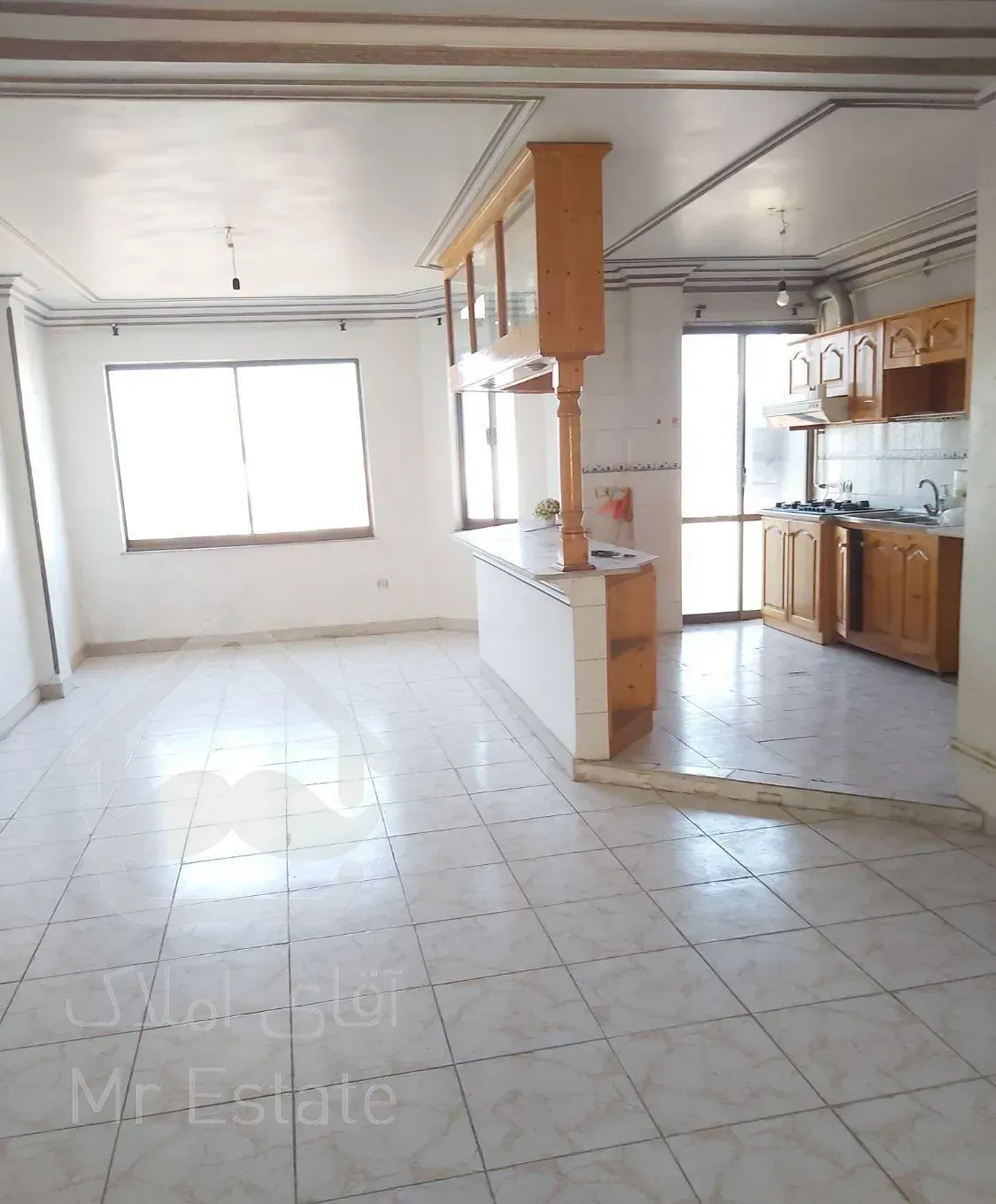 آپارتمان 100 متری محوطه کاخ زیر قیمت منطقه