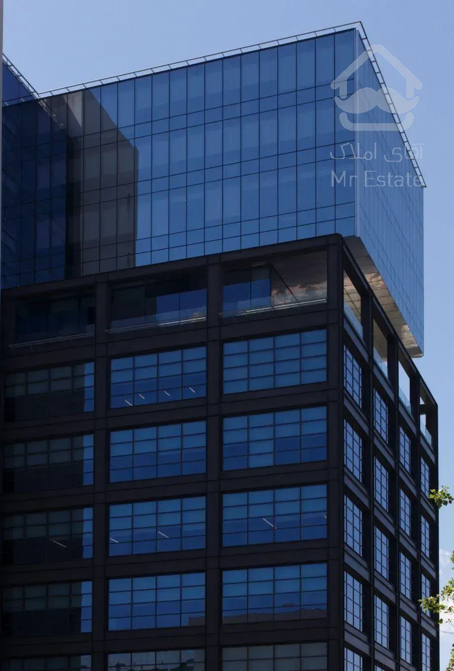 آپارتمان 130 متر لوکس دریاچه چیتگر و ایرانمال