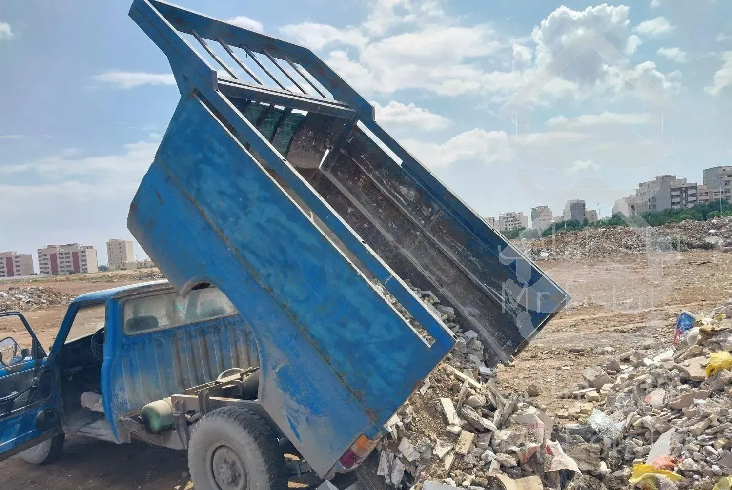 تهیه خاک باغچه مرغوب.نخاله برداری.تهیه مصالح.