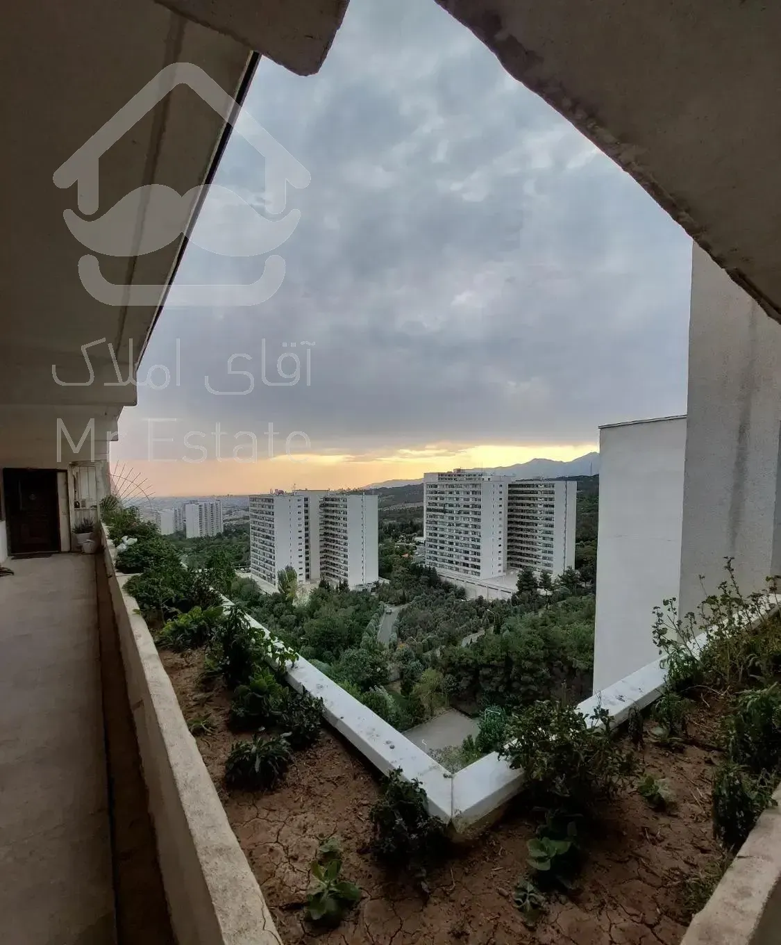 فروش اپارتمان 3 خواب برج باغ امید قنات کوثر