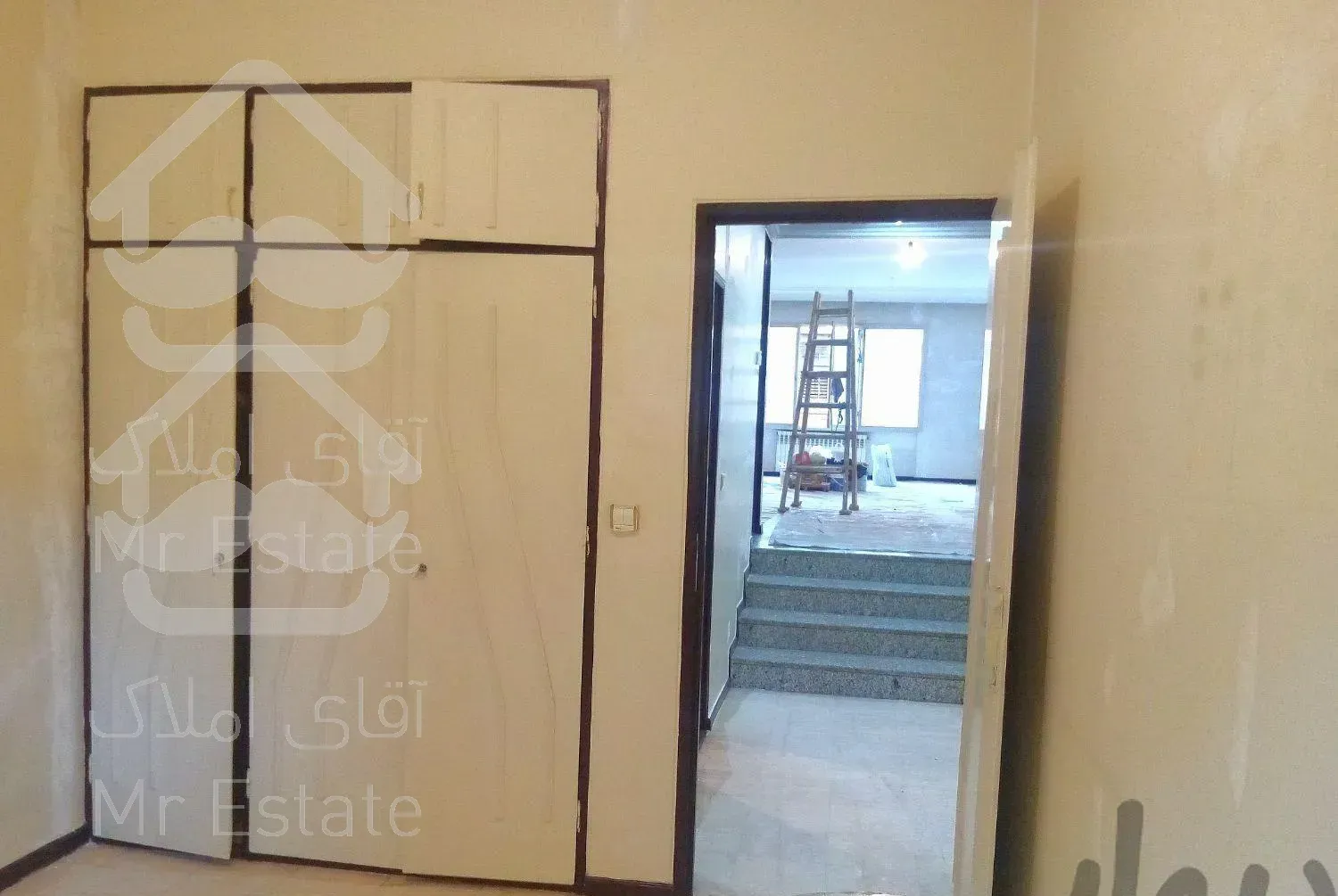 سمیه مفتح 107متر تکواحد خوش نقشه