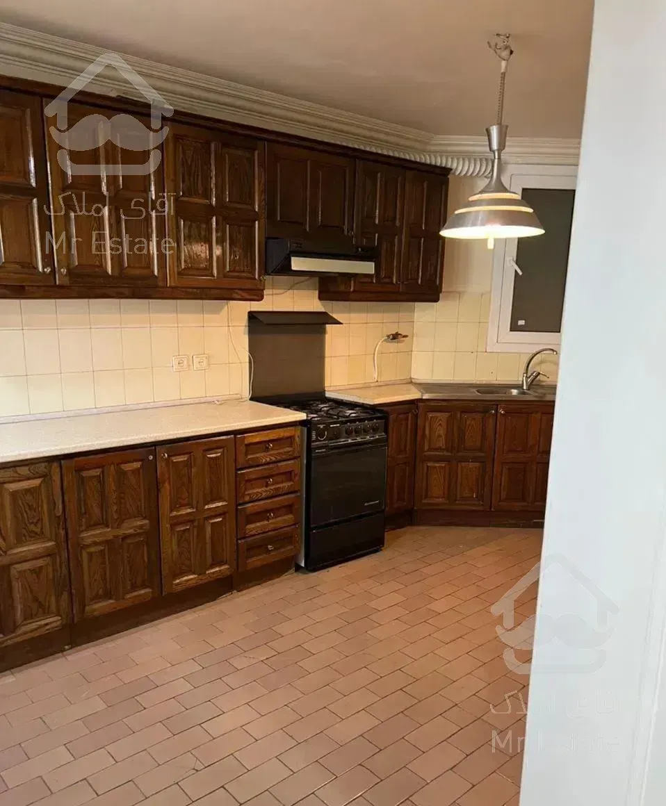 100متر ظفر - نفت