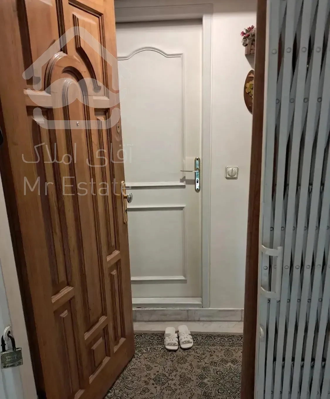 اپارتمان تک واحدی