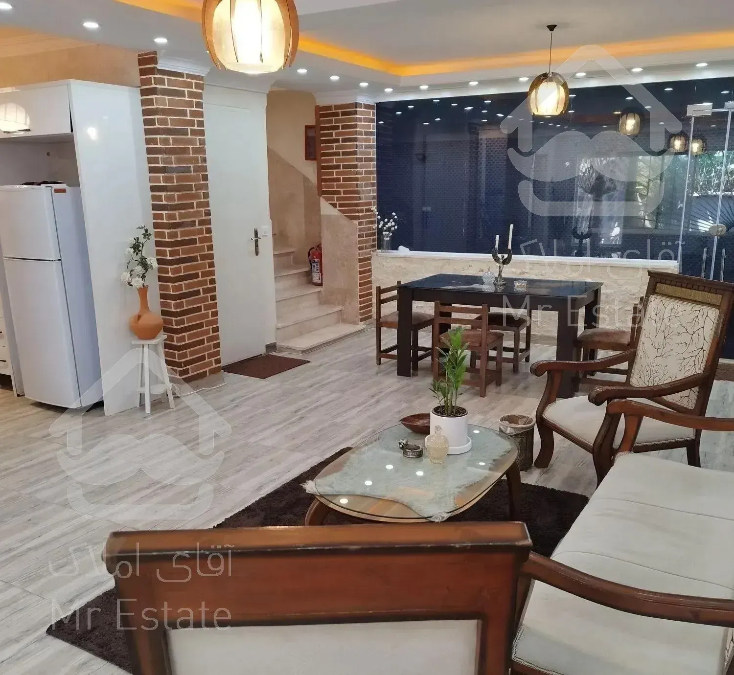 دوبلکس استخردار جنگلی