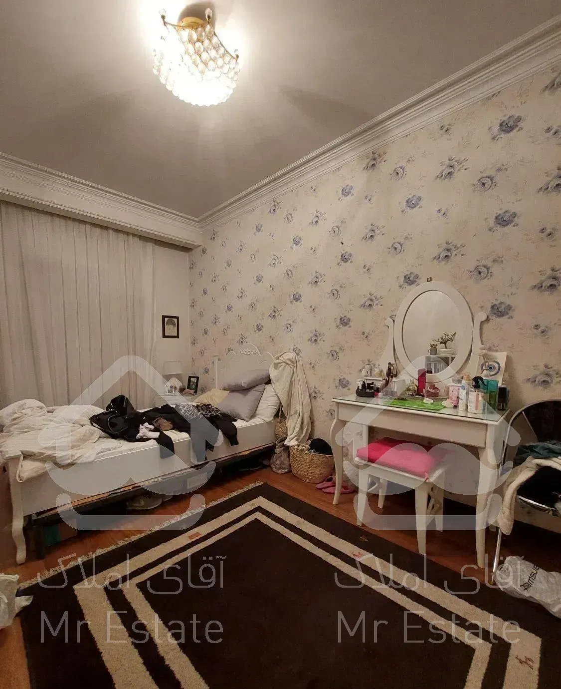 آپارتمان ۱۶۰ متر سه خواب فول بازسازی