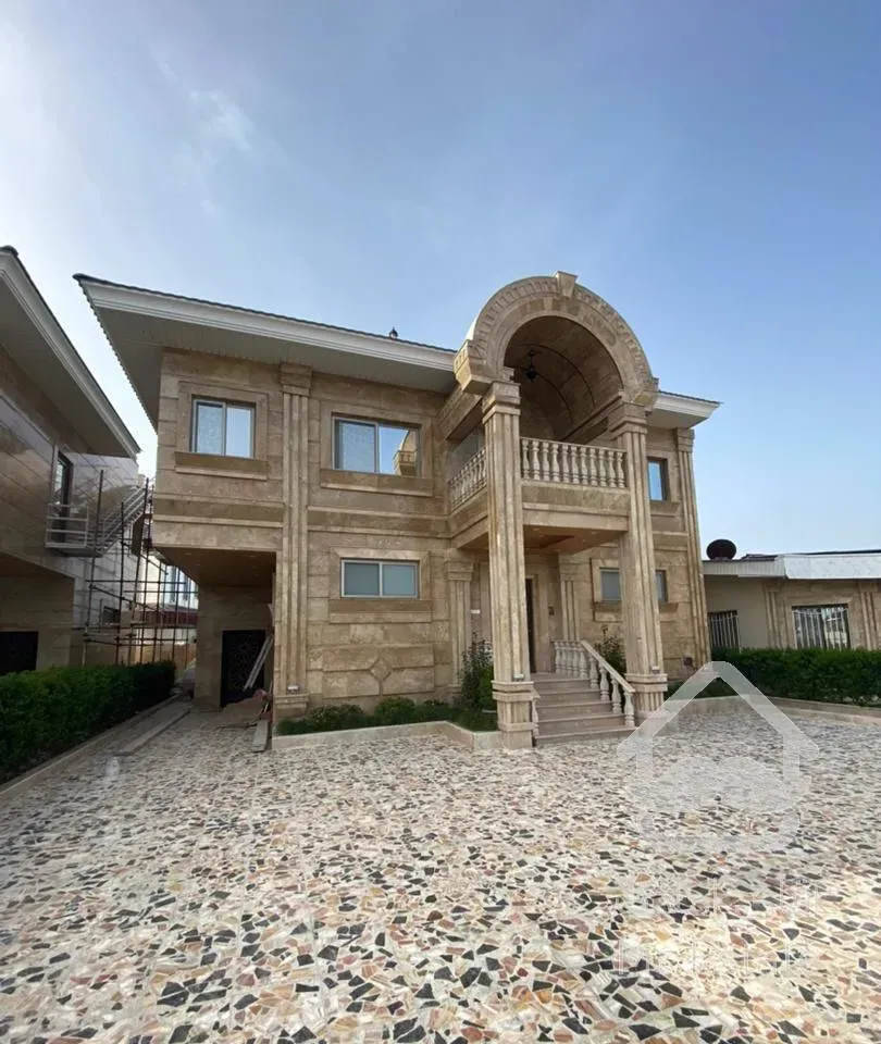 اجاره ویلا ۲۵۰ متر استخردار