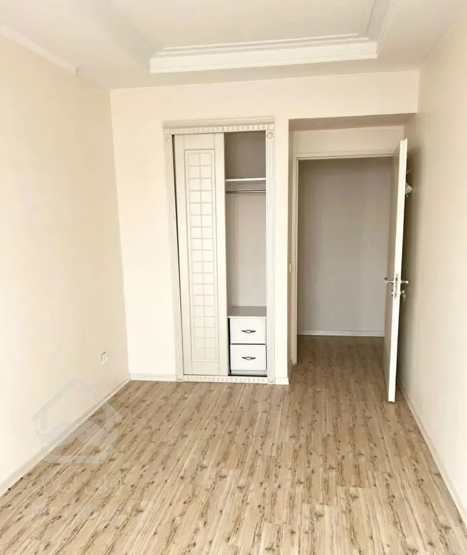 ۷۰متر/سالن پرده خورور/مخصوص زوج و مجرد