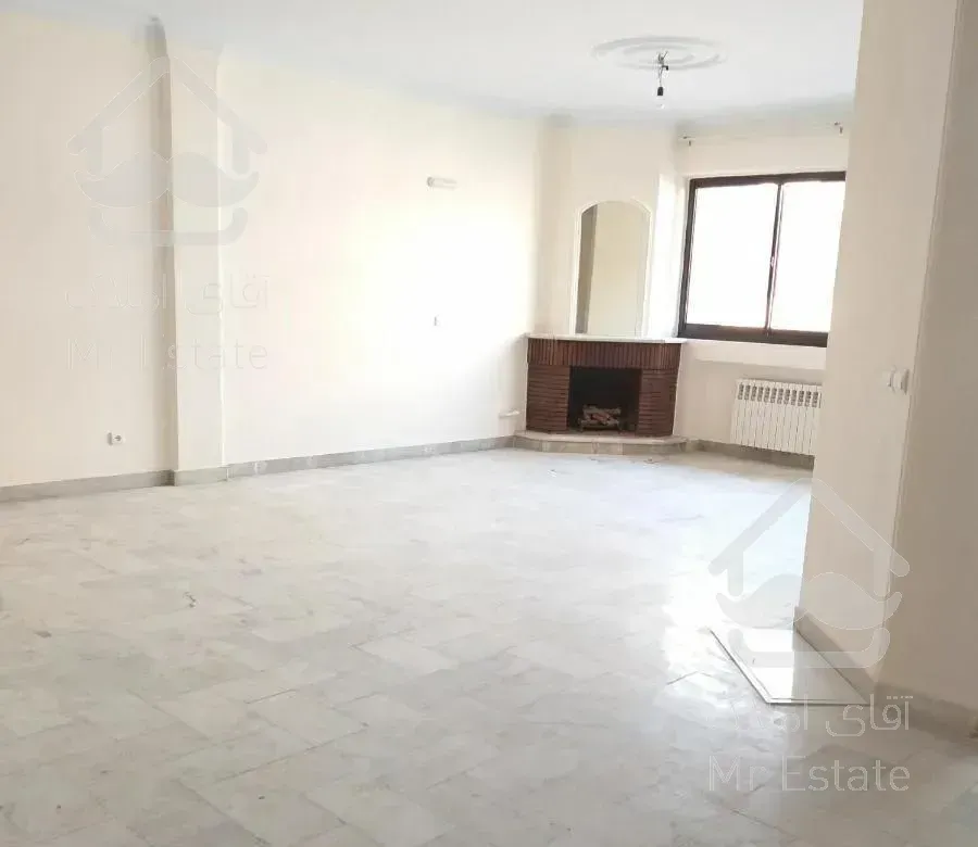 قلهک ۱۵۰متری ۳خواب