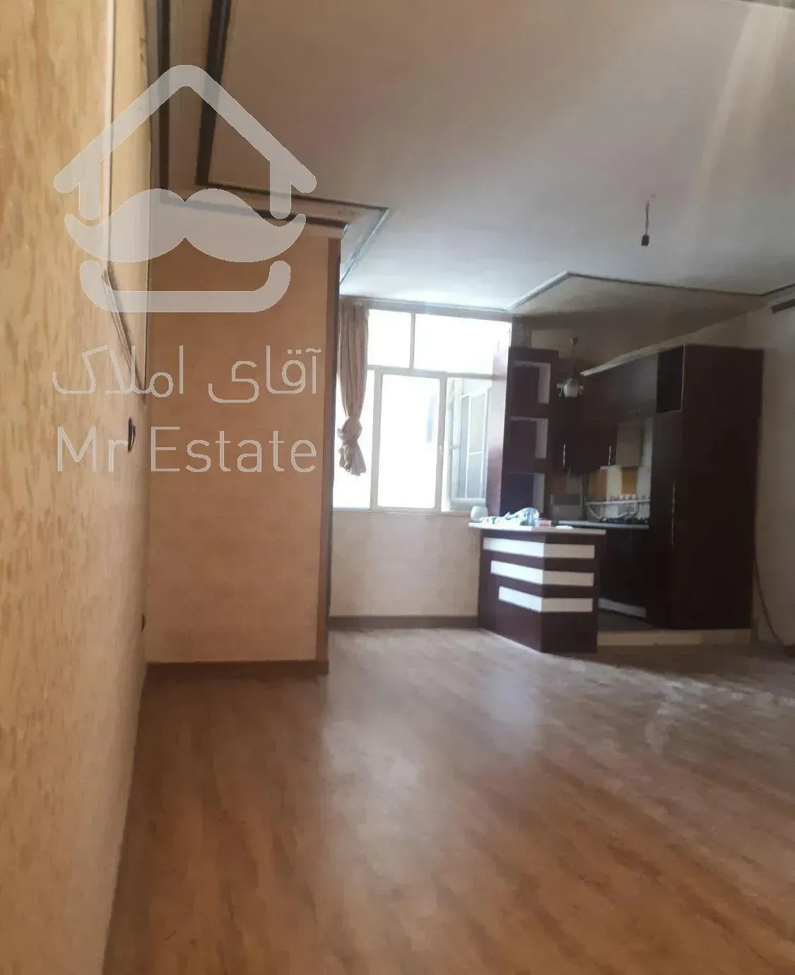 ۵۲متری با آسانسور زاهدگیلانی شمالی