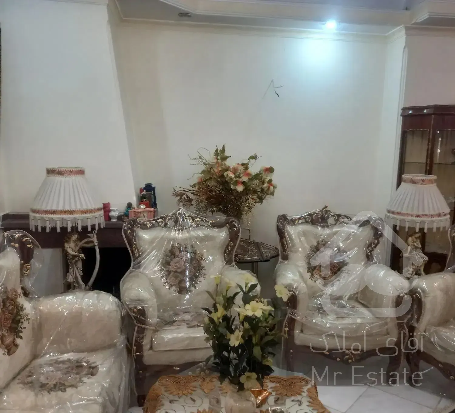 هروی سوپر لوکیشن۱۵۰متر 2پارکینگ25متر انبار