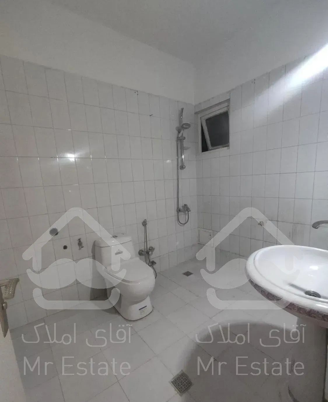 مطهری سنایی ۱۶۰ متر دو خوابه با بالکن سراسری