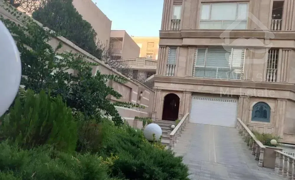 180 متری/شمالی رو به حیاط/فاز1