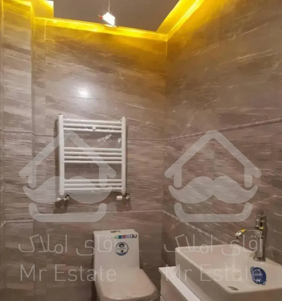 110 متر/ دو خواب/ / تاپ لوکیشن