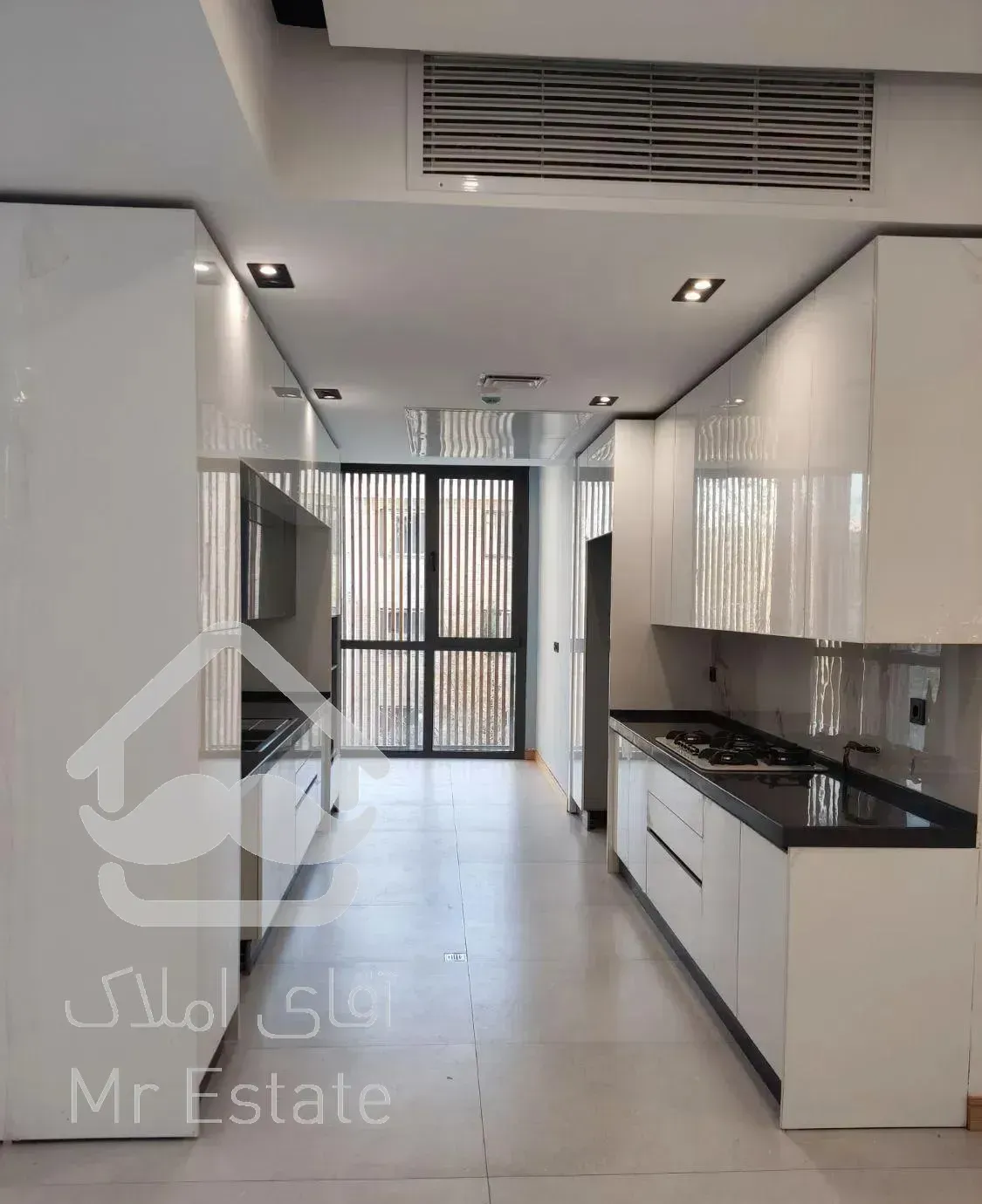 150متر/ کلید نخورده/ پلان مهندسی