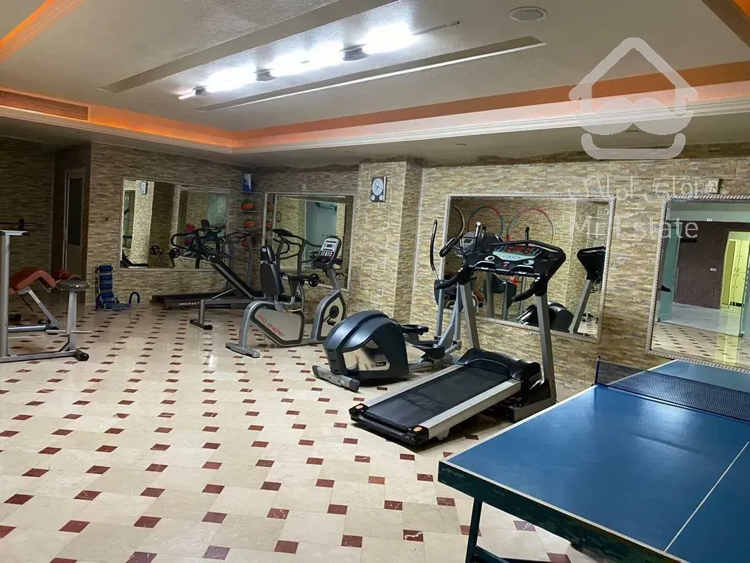 رهن و اجاره آپارتمان 275 متری فرمانیه نوریان