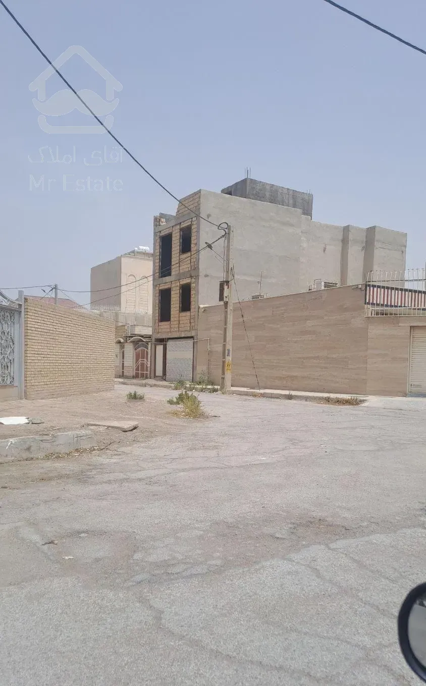 فروش آپارتمان ۳۲۰ متری ۵ خوابه طبقه ۳