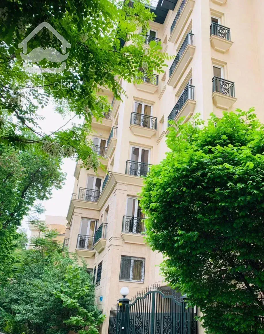 آپارتمان ۲۴۰ متری / کامرانیه شمالی / ویو