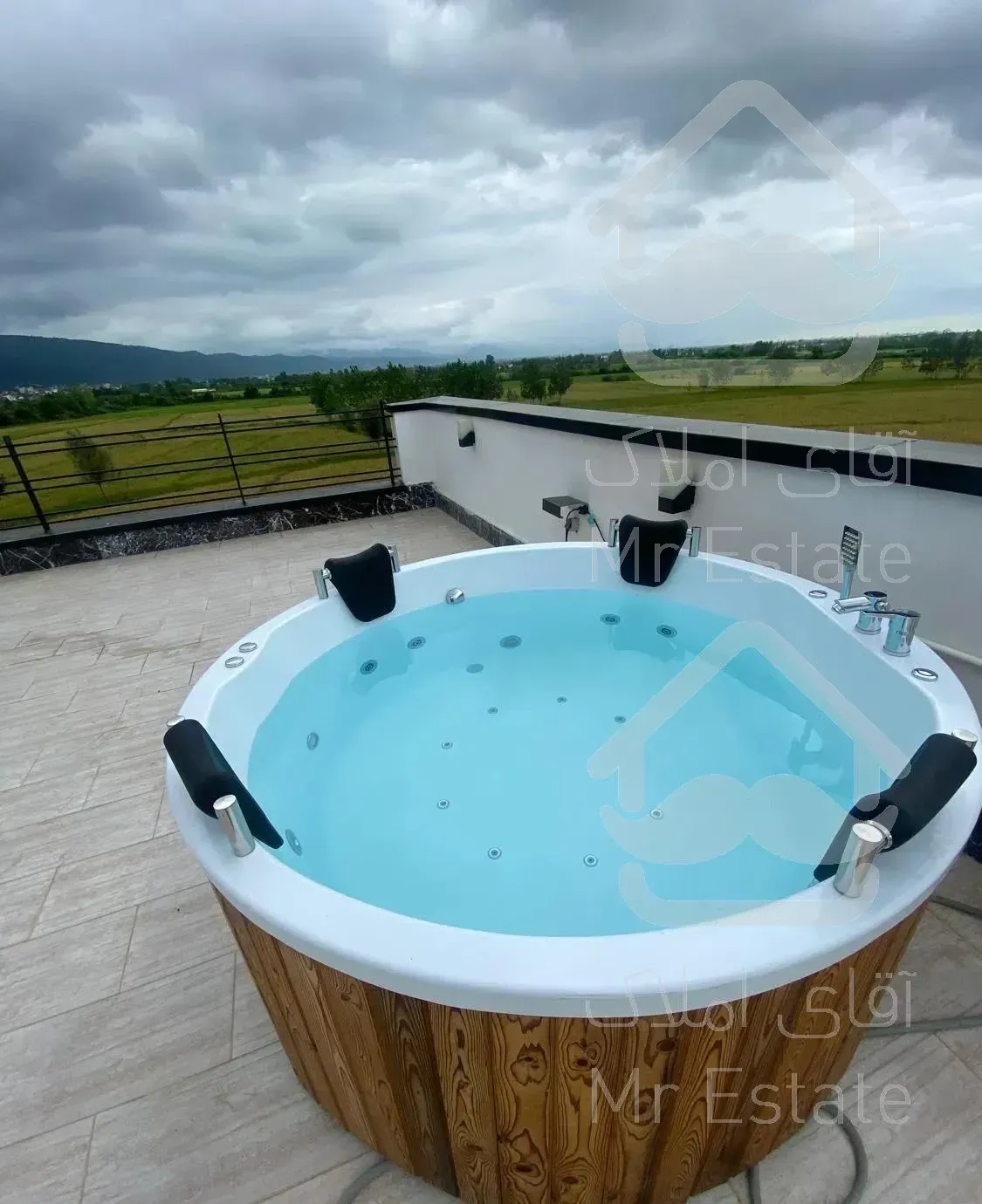 ویلا مدرن نوساز فول امکانات