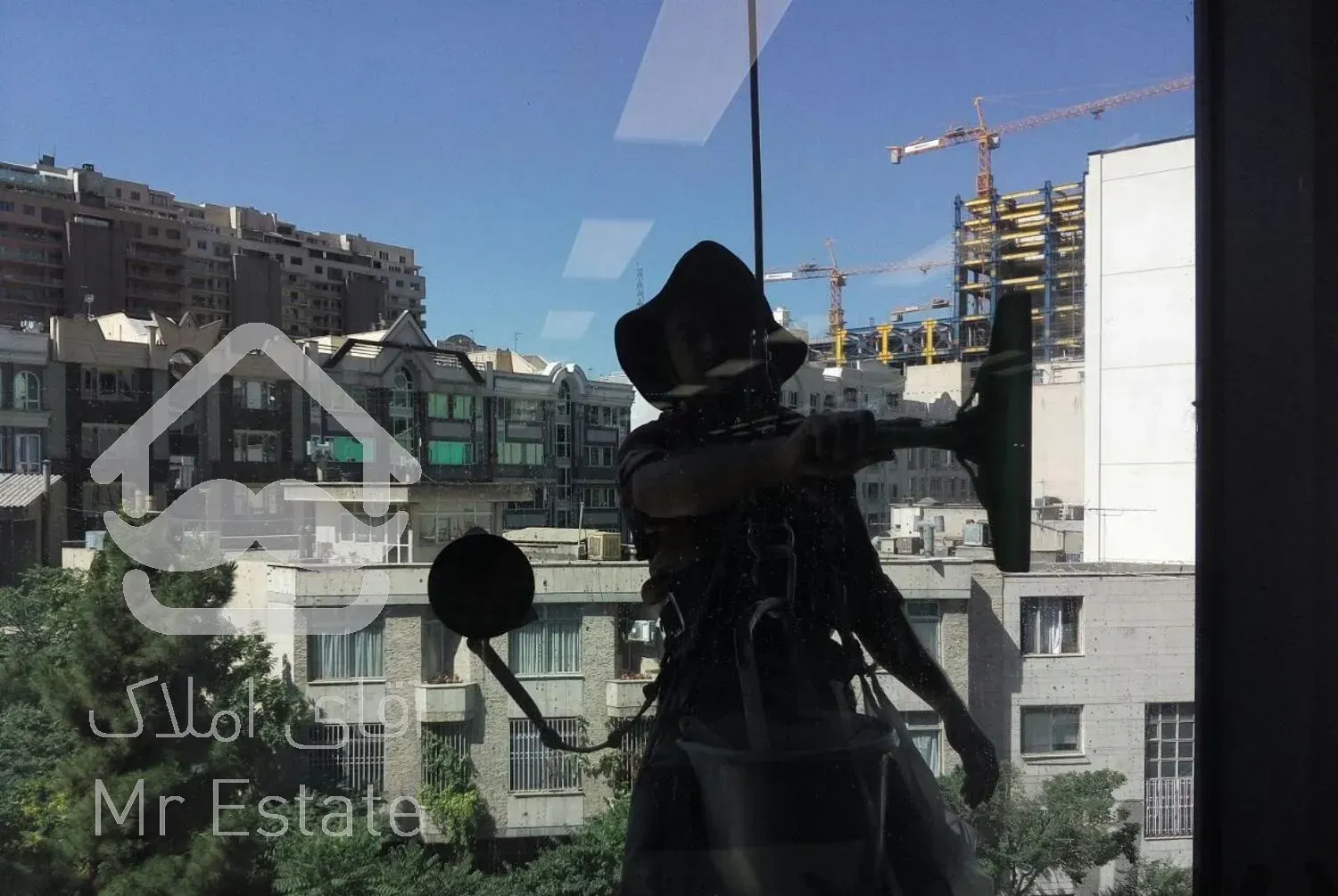 نماشویی شستشو نما کار در ارتفاع پیچ رولپلاک طناب