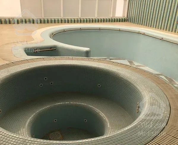 250 متر طبقه دهم فوق