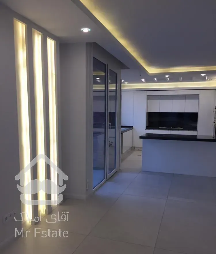 اپارتمان  باغ فردوس زعفرانیه ۳ خوابه