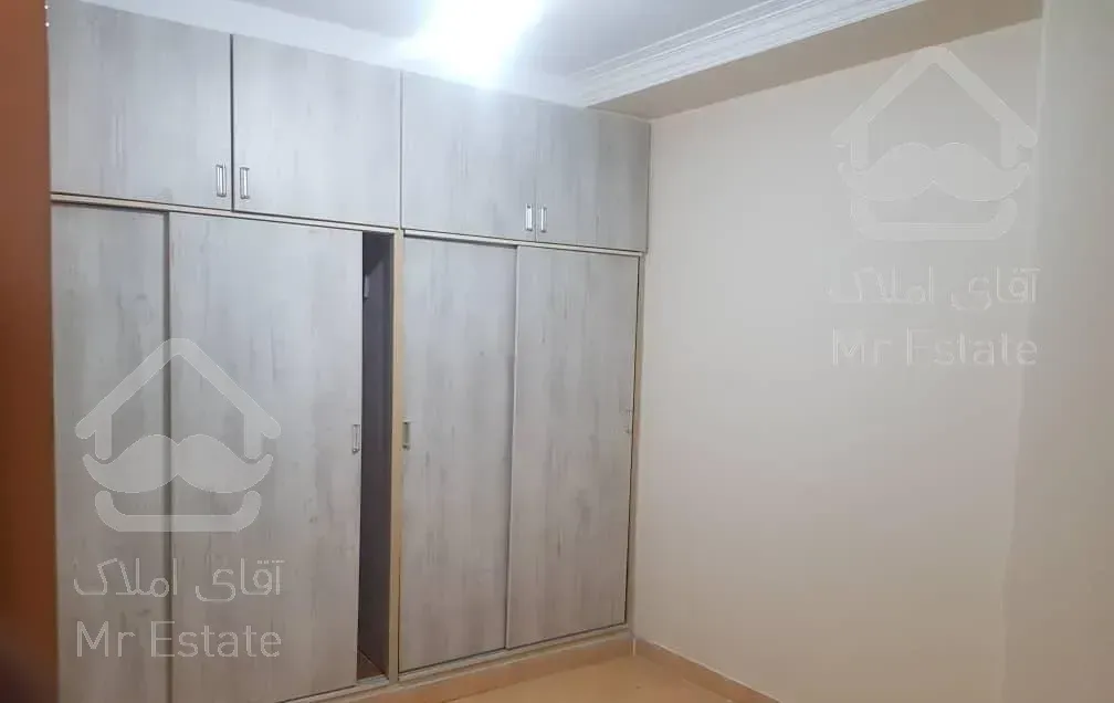 آپارتمان ١٢٠ متر واقع در مهرشهر