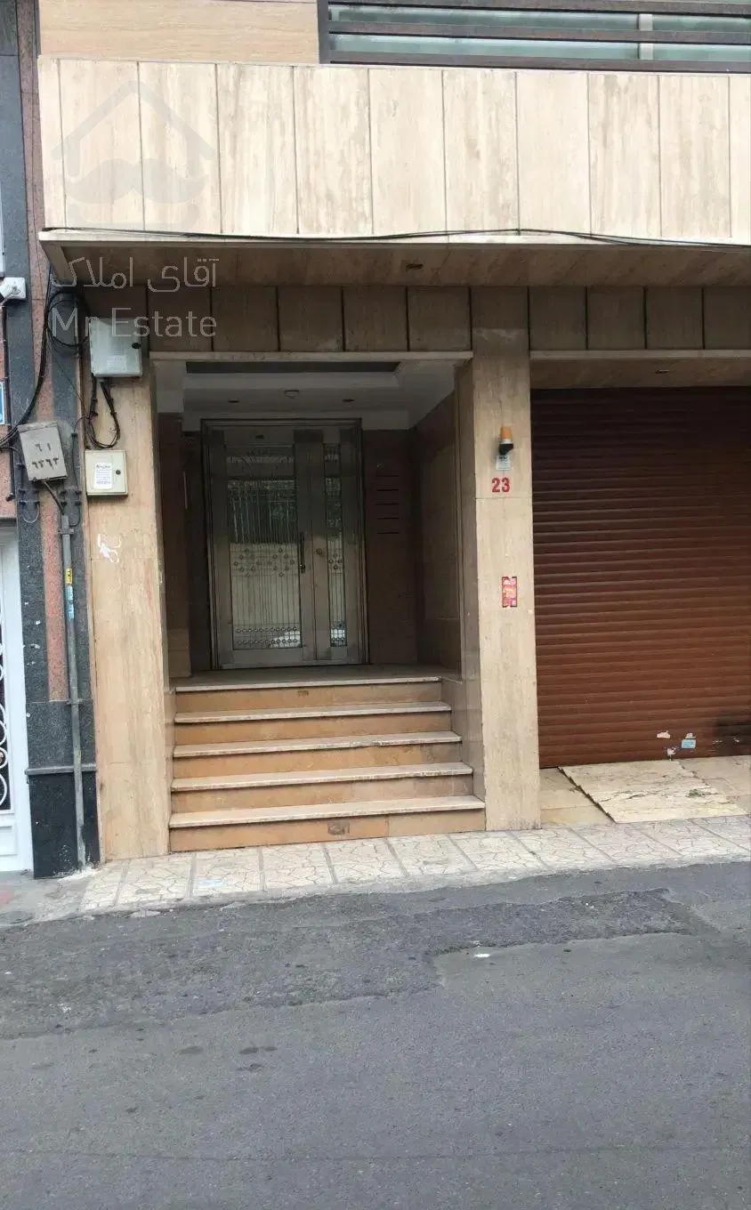 ۱۳۰متر در یکی از بهترین خیابان‌های پاسداران و دنج