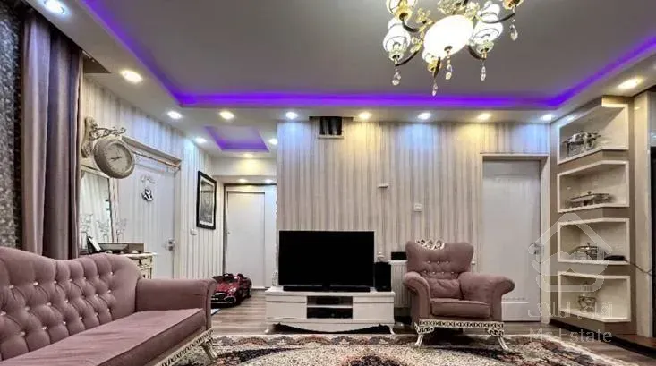 ۷۷ متر فول امکانات