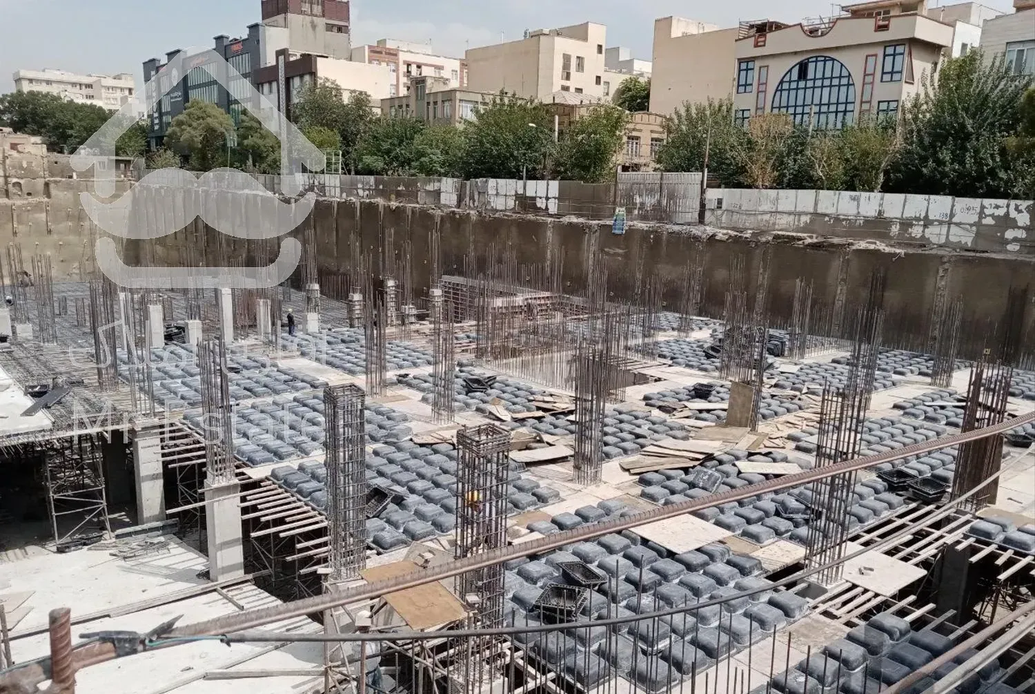 اجرا اسکلت بتنی رمپ استخر فونداسیون دیوار برشی