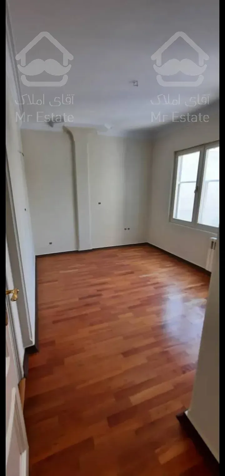 زعفرانیه ۳۰۰ متر ۴ خوابه فول مشاعات آبی لابی