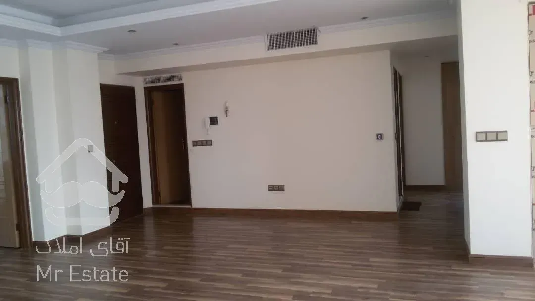 آپارتمان ۱۴۰ متری جنت آباد جنوبی