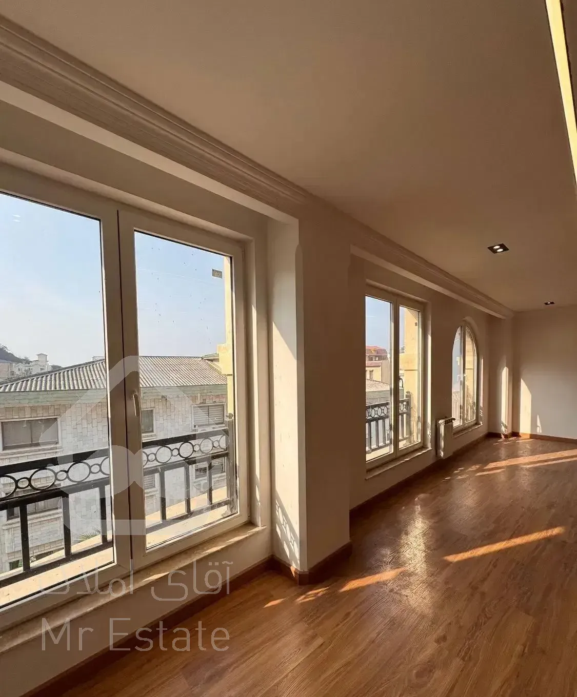 ۱۳۳ متر، ۳ خواب، شیخ زاهد