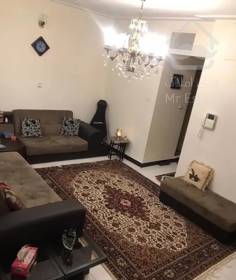 آپارتمان ۴۶ متری خوش نقشه با آسانسور