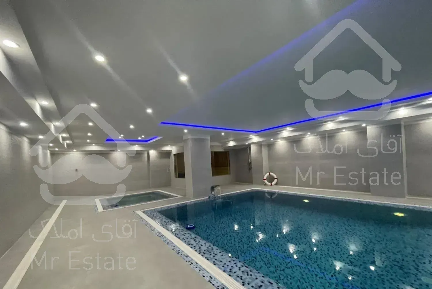 کامرانیه شمالی ۲۲۰ متر ۳ خواب شیک تراس بزرگ