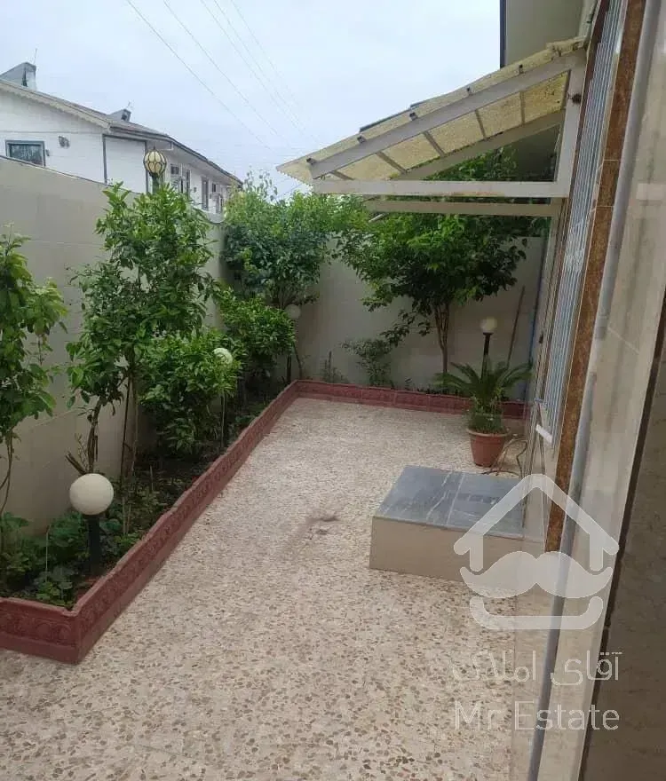 فروش ویلا شهری ۳۳۰ متری سند دار