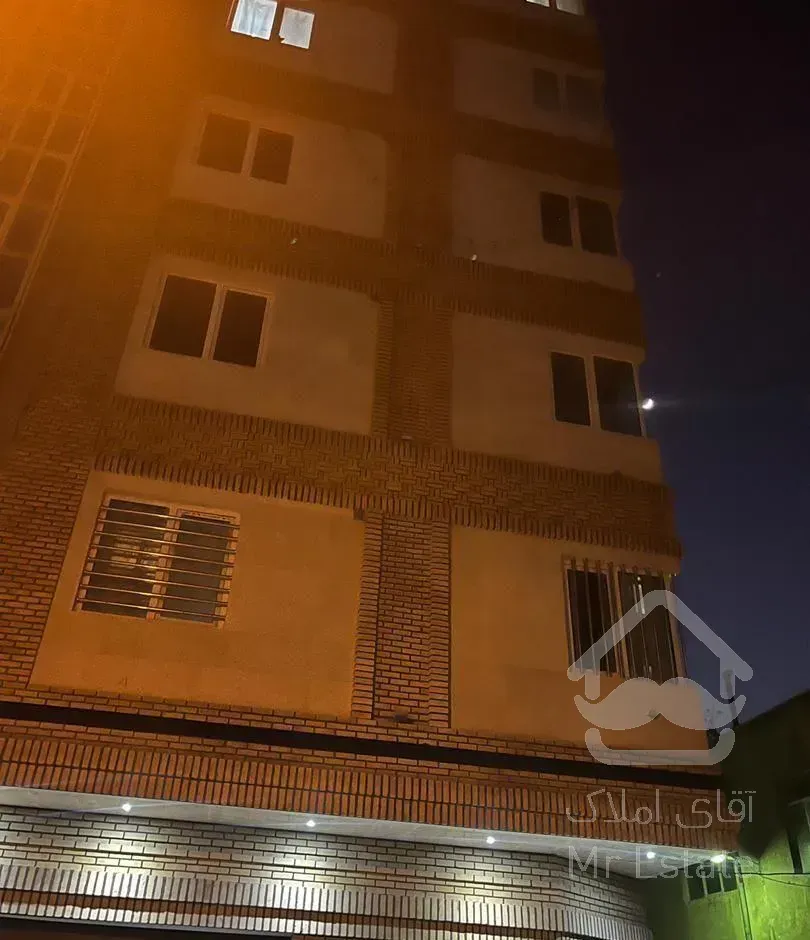 فروش آپارتمان ۱۰۱ متری ۲ خوابه در ایران