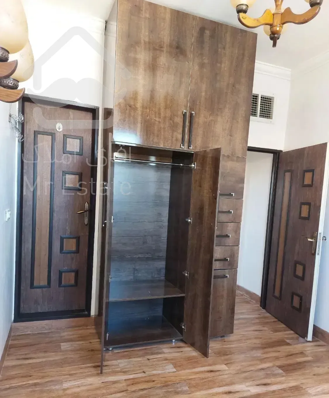 آپارتمان لوکس سرباز