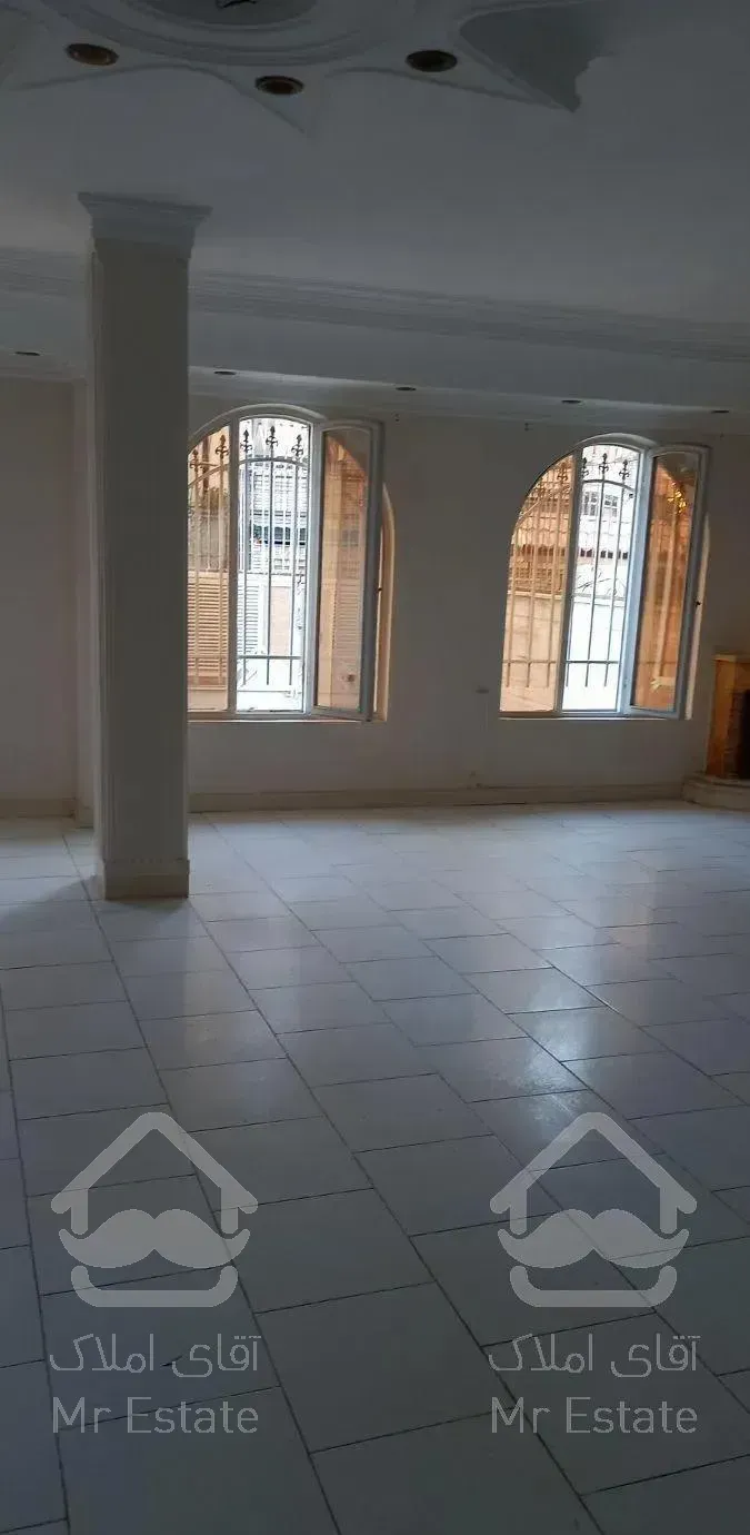 خانه ویلایی دربستی .آزاد شهر .سرو آزاد .پیکان شهر